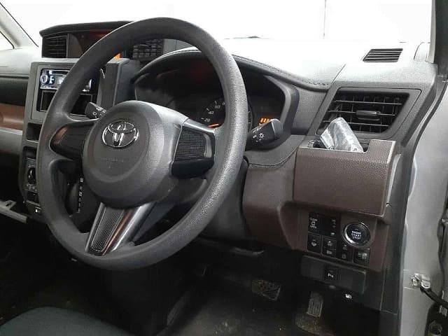 Local or import cars from kenya. Carhoot car Id 3
