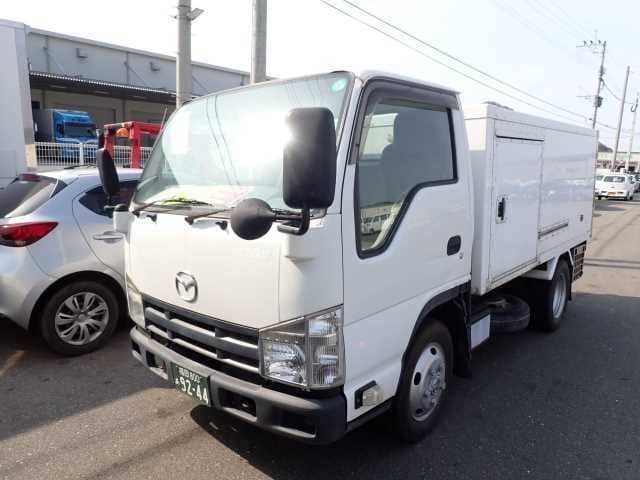 MAZDA Titan