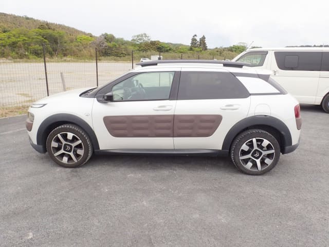 Local or import cars from kenya. Carhoot car Id 2