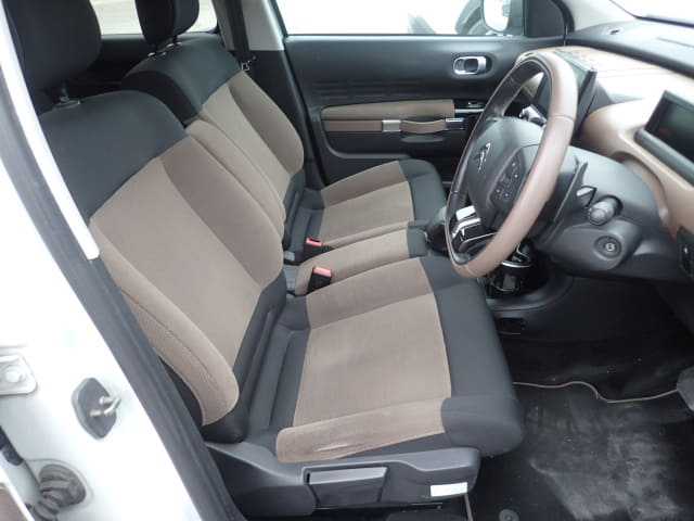 Local or import cars from kenya. Carhoot car Id 25