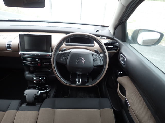 Local or import cars from kenya. Carhoot car Id 30