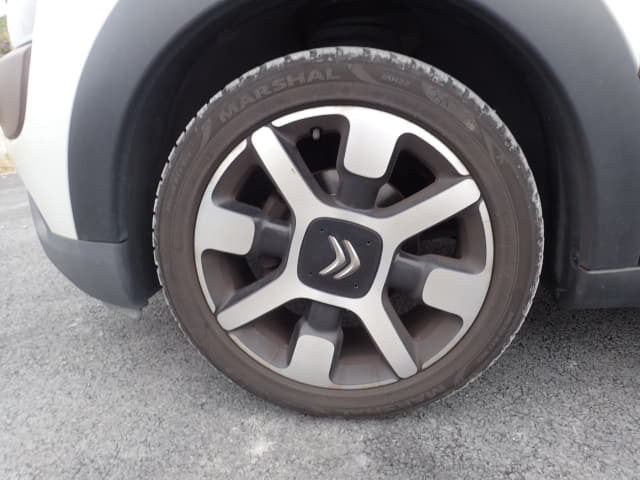 Local or import cars from kenya. Carhoot car Id 9