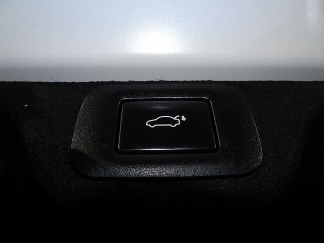 Local or import cars from kenya. Carhoot car Id 29