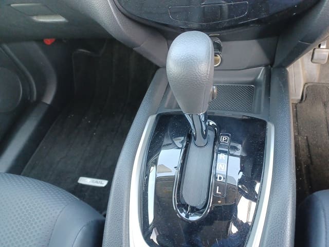 Local or import cars from kenya. Carhoot car Id 5