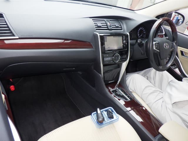 Local or import cars from kenya. Carhoot car Id 2