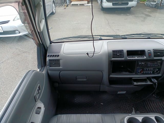 Local or import cars from kenya. Carhoot car Id 25