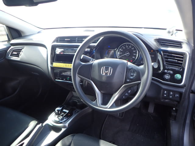 Local or import cars from kenya. Carhoot car Id 3