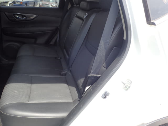 Local or import cars from kenya. Carhoot car Id 27