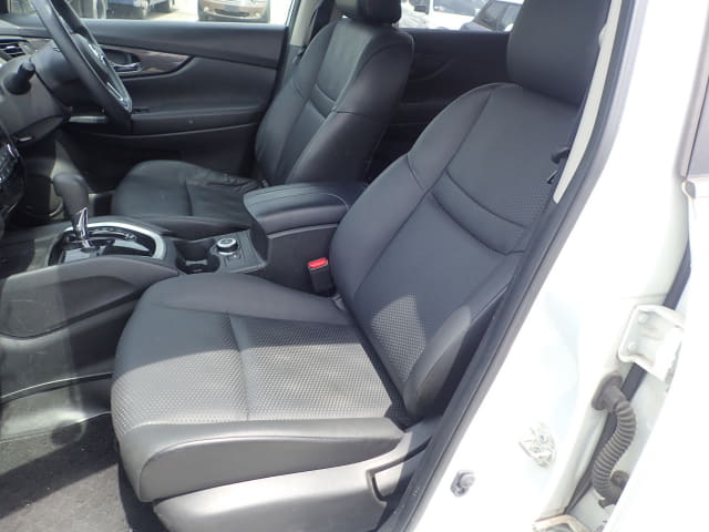 Local or import cars from kenya. Carhoot car Id 26