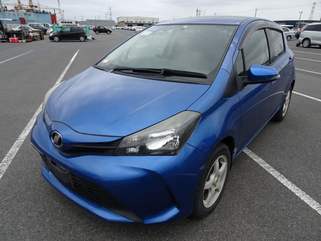 TOYOTA Vitz