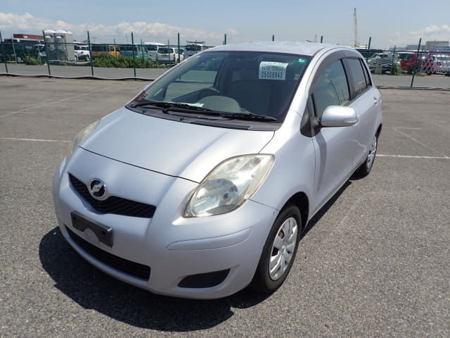 TOYOTA Vitz]