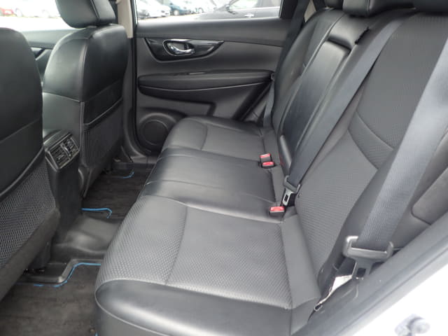 Local or import cars from kenya. Carhoot car Id 27