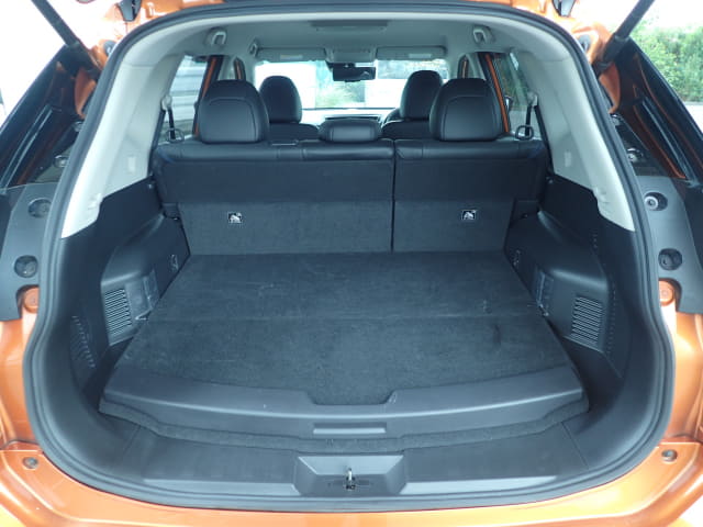 Local or import cars from kenya. Carhoot car Id 28