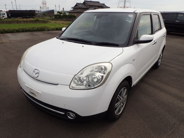 MAZDA Verisa