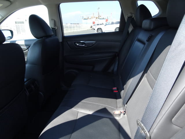 Local or import cars from kenya. Carhoot car Id 27