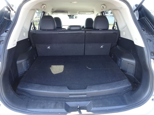 Local or import cars from kenya. Carhoot car Id 28