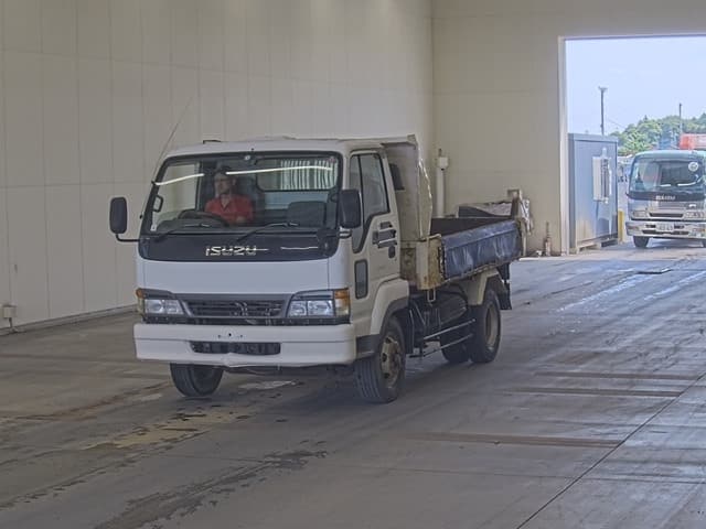 ISUZU Juston