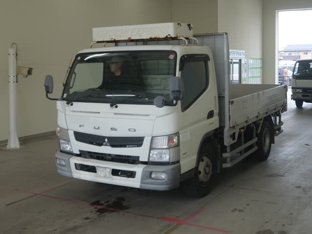 MITSUBISHI Canter]