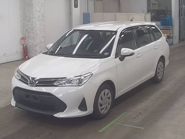 TOYOTA Corolla Fielder