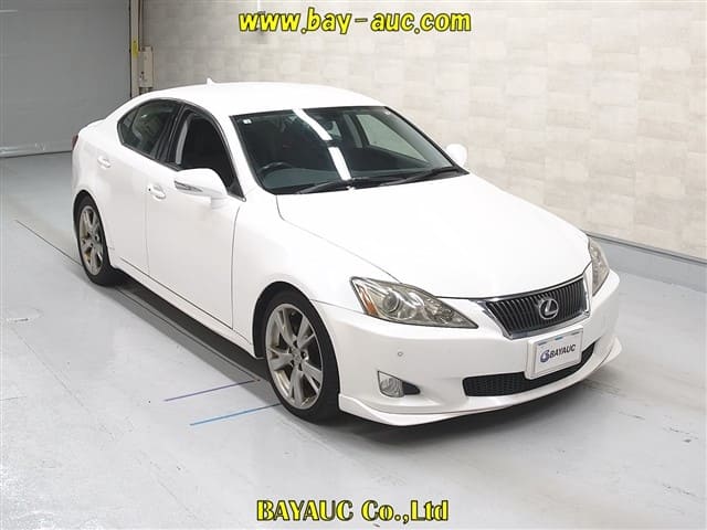 LEXUS IS
