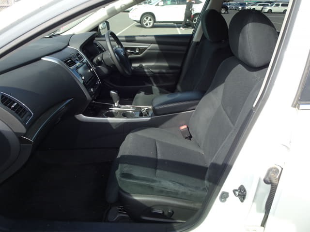 Local or import cars from kenya. Carhoot car Id 26