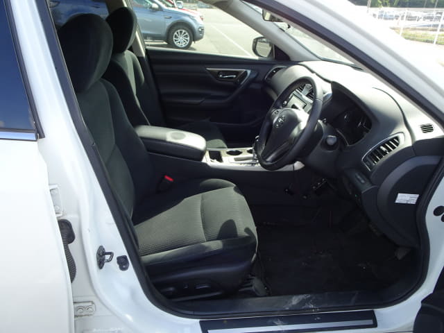 Local or import cars from kenya. Carhoot car Id 25