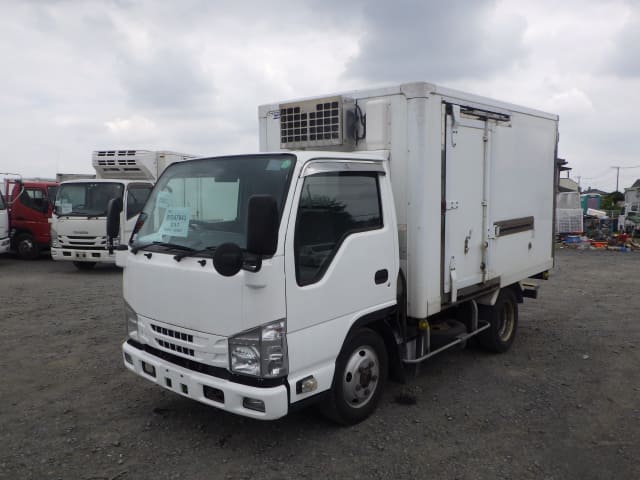 ISUZU Elf Truck