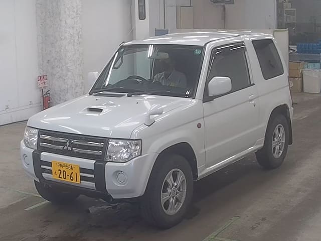 MITSUBISHI Pajero Mini