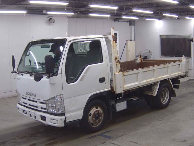 ISUZU Elf Truck