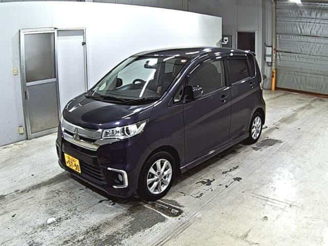 MITSUBISHI ek Custom]