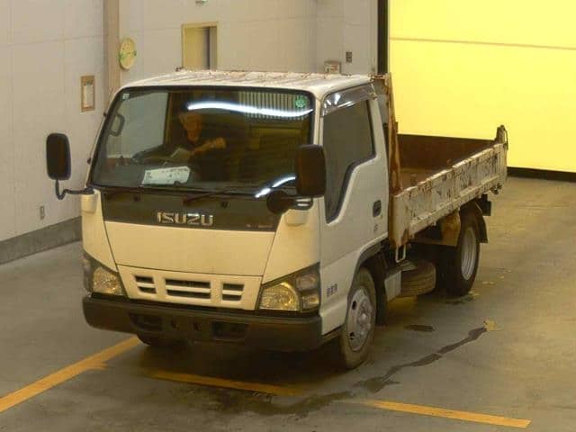ISUZU Elf Truck
