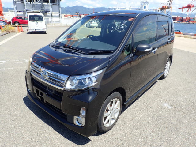 DAIHATSU Move Custom