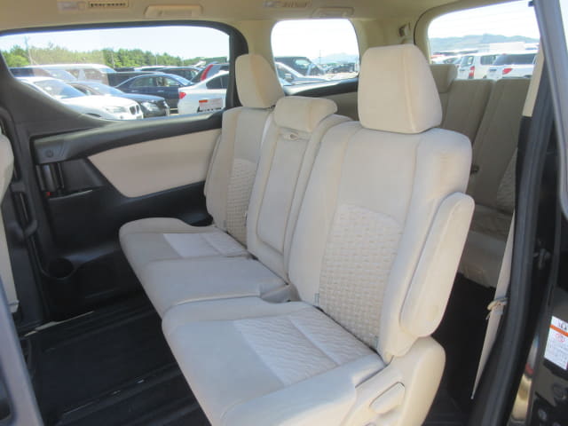 Local or import cars from kenya. Carhoot car Id 27