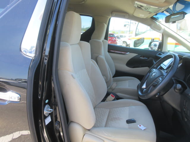 Local or import cars from kenya. Carhoot car Id 25