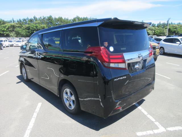 Local or import cars from kenya. Carhoot car Id 3
