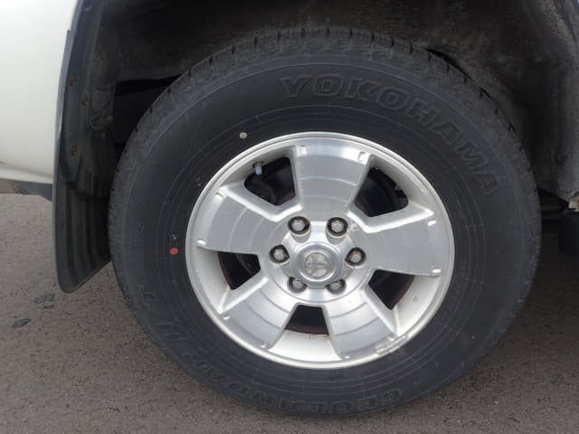 TOYOTA Hilux Surf thumbnail 11