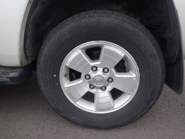 TOYOTA Hilux Surf thumbnail 10