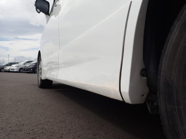 TOYOTA Voxy thumbnail 19