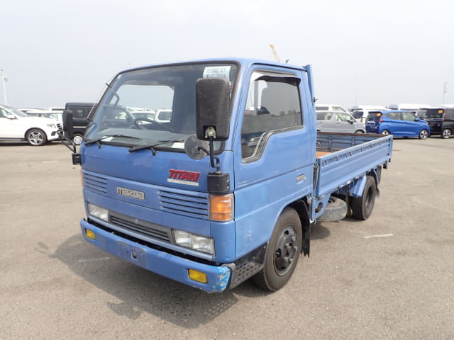 MAZDA Titan