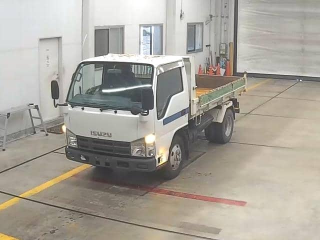 ISUZU Elf Truck