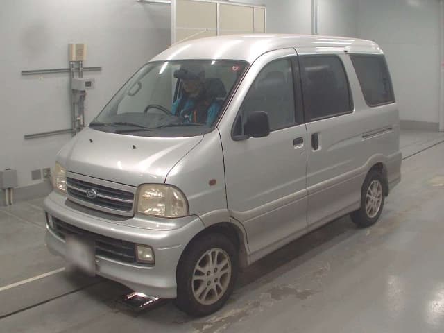DAIHATSU Atrai 7
