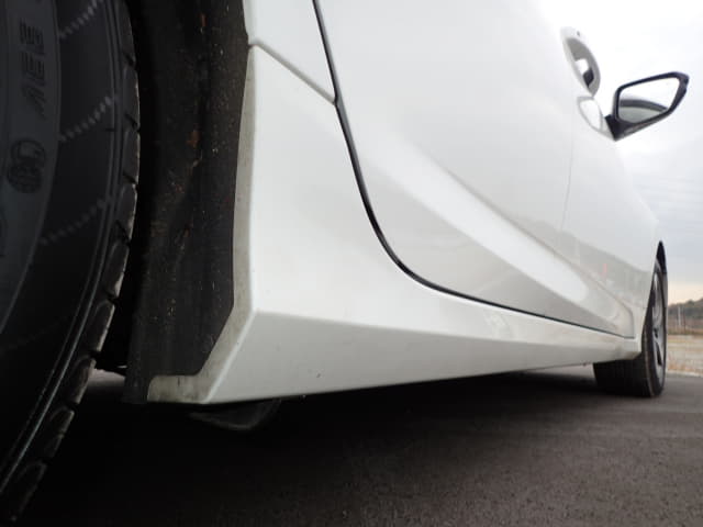 Local or import cars from kenya. Carhoot car Id 21