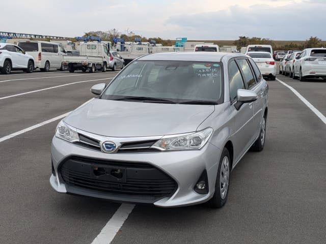 TOYOTA Corolla Fielder