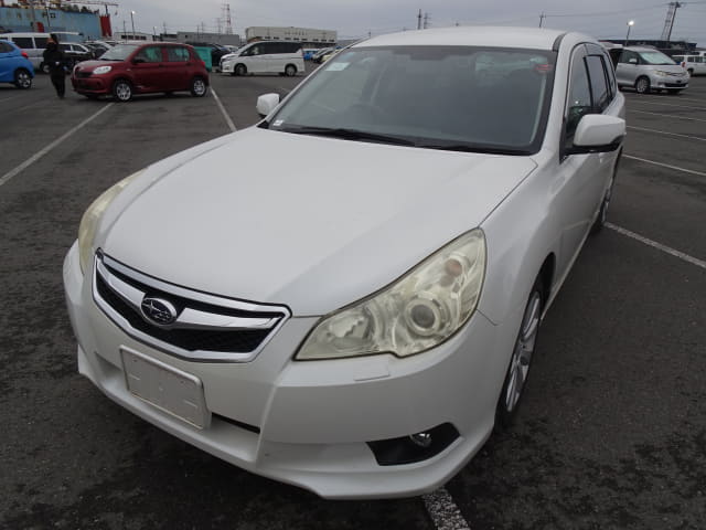 SUBARU Legacy Touring Wagon,;
