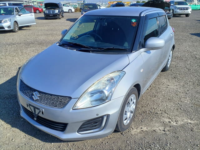 SUZUKI Swift.