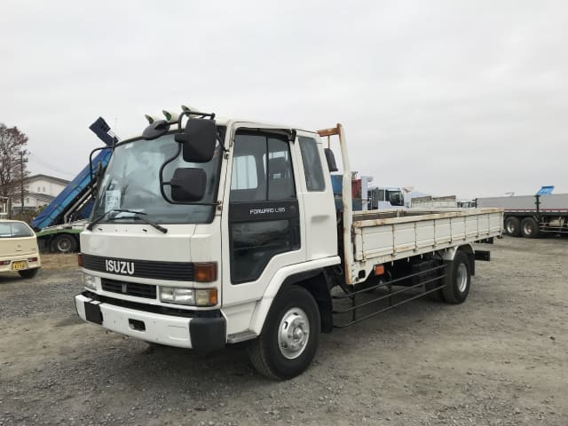 ISUZU Forward