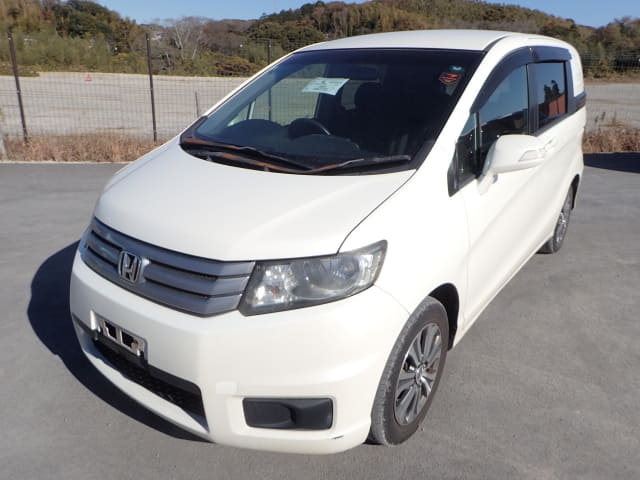 HONDA Freed Spike