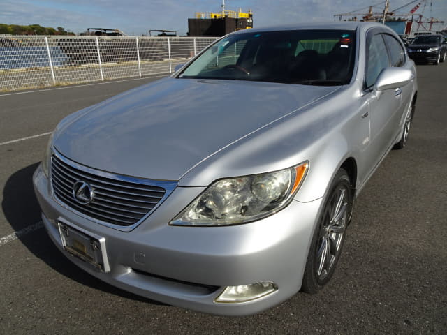 LEXUS LS