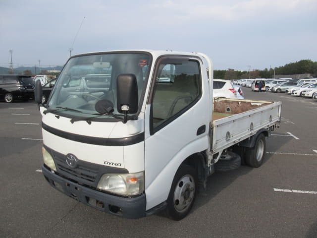 TOYOTA Dyna Truck
