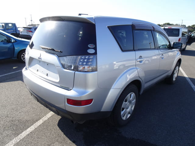 2008 MITSUBISHI Outlander